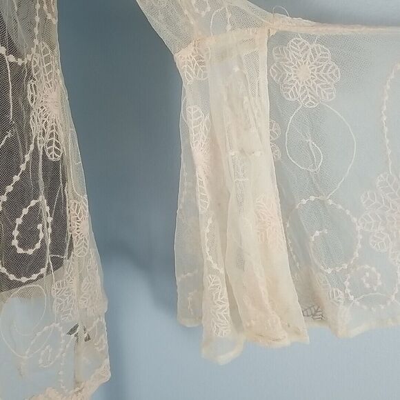 Love Stitch Sheer Boho Floral Lace Tunic Top Large Back zip Split Bell Sleeve - Picture 4 of 13